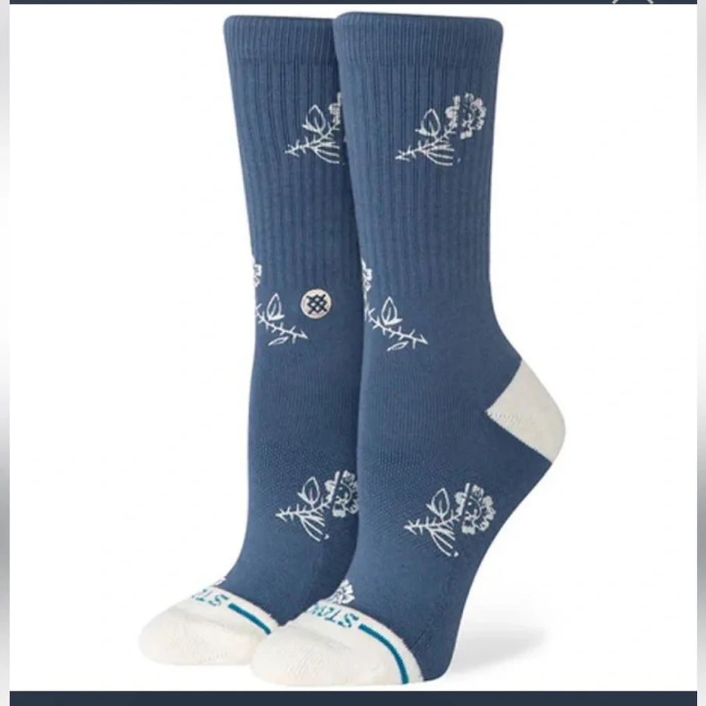 Stance Women's Petite Bloom Blue and White Floral Cotton Crew Socks Size M